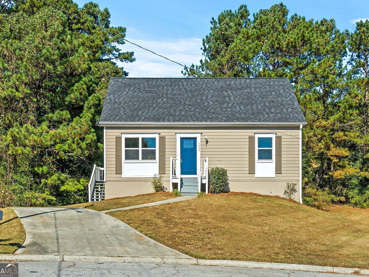 1444 Meadowind Ct SW Conyers, GA 30094 - Thumbnail 2