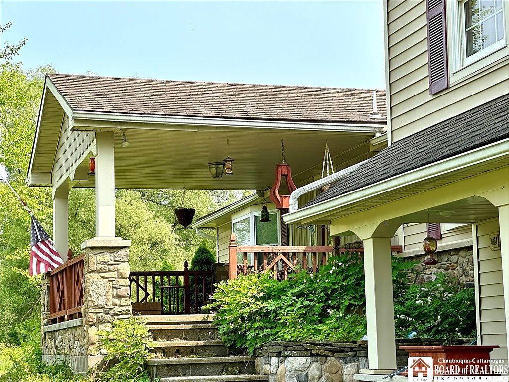 9983 Deer Creek Rd Portville, NY 14770 - Thumbnail 2