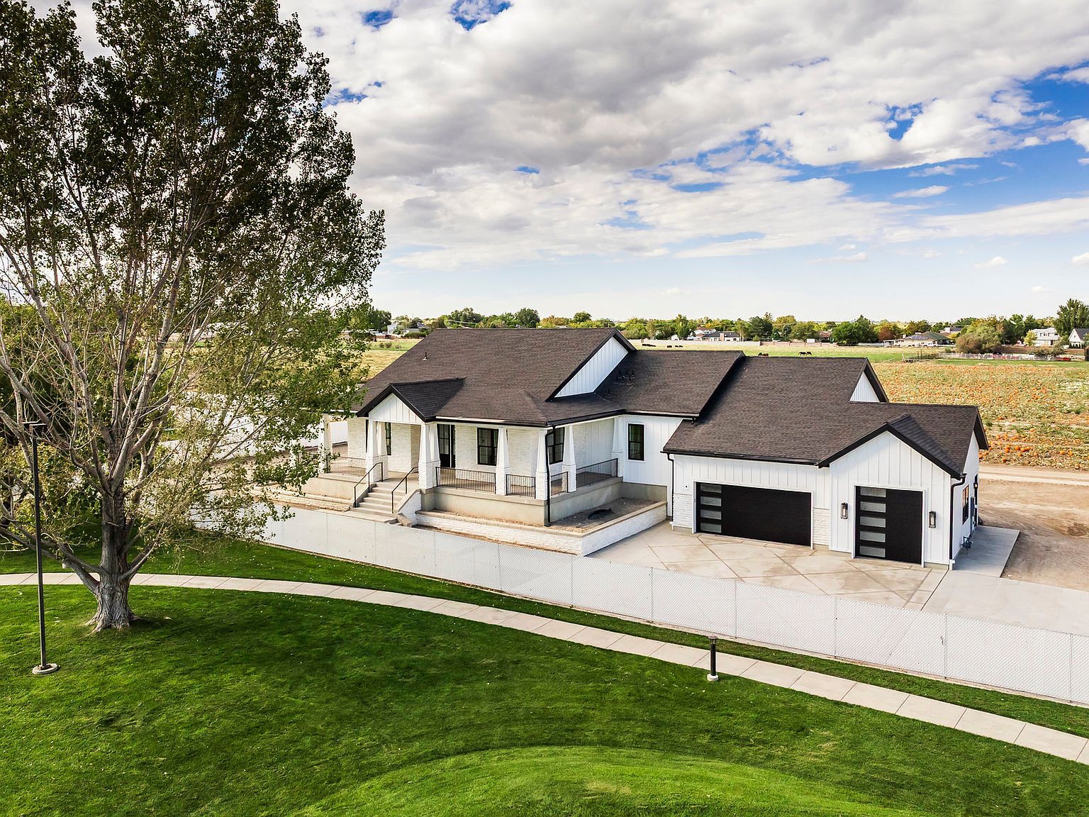 1104 W 10125 S South Jordan, UT 84095 - Thumbnail 2