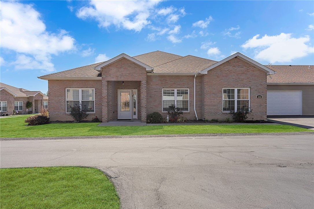 1502 Seminole Cir Beaver Falls, PA 15010 - Thumbnail 2