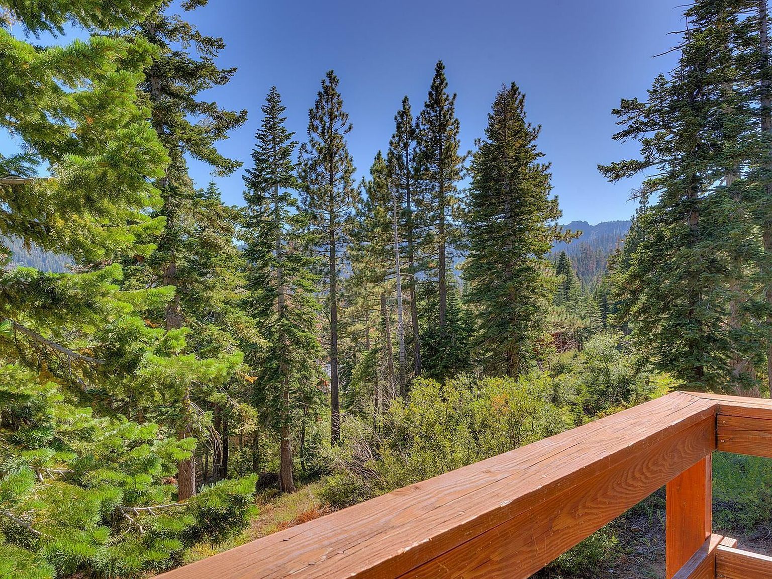 4095 Courchevel Rd Tahoe City, CA 96145 - Thumbnail 2