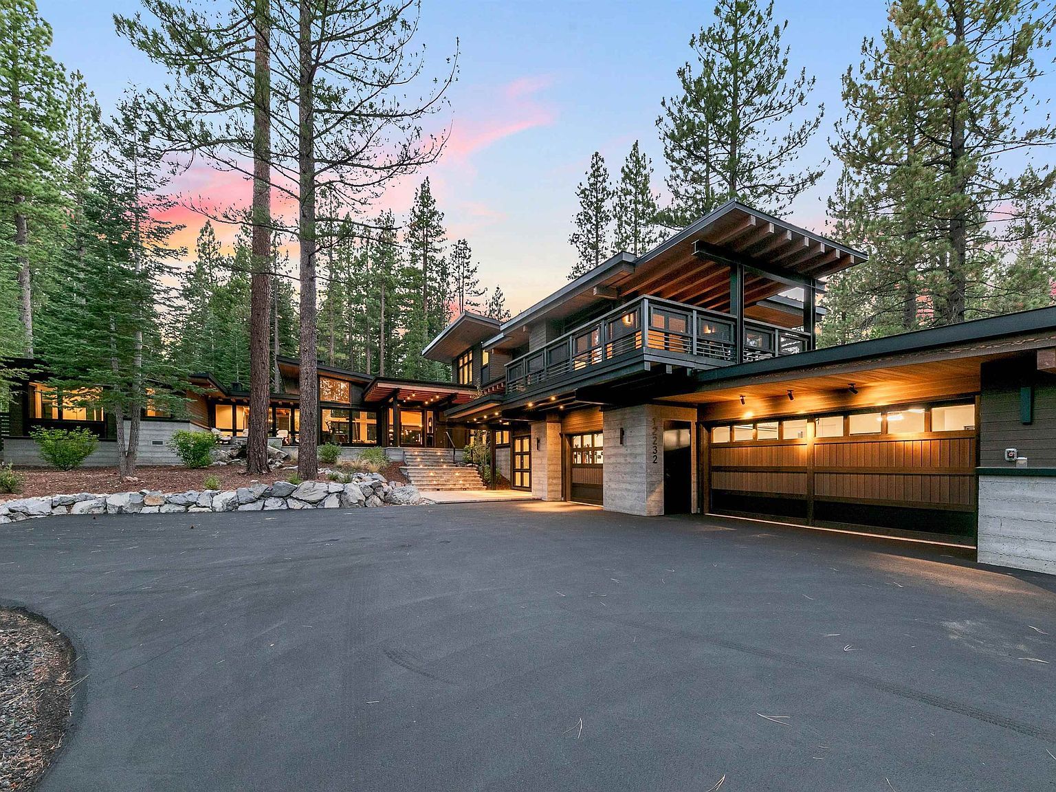 12232 Pete Alvertson Dr Truckee, CA 96161 - Thumbnail 2