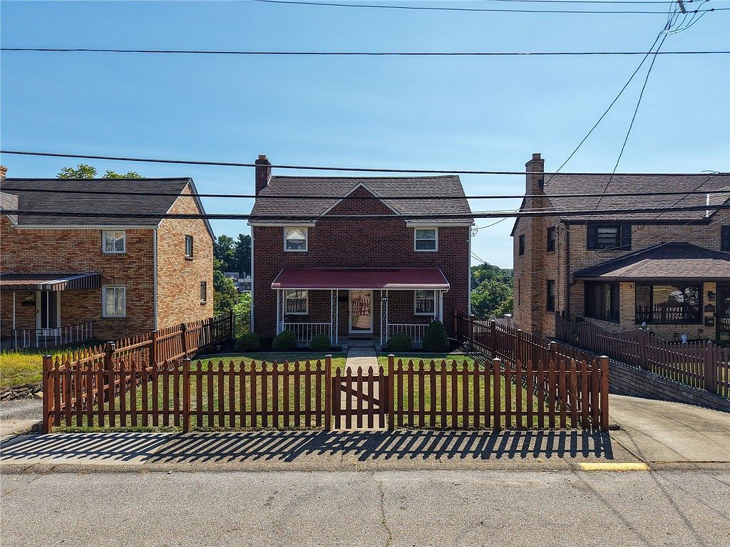 2382 Edgar St Pittsburgh, PA 15210 - Thumbnail 2