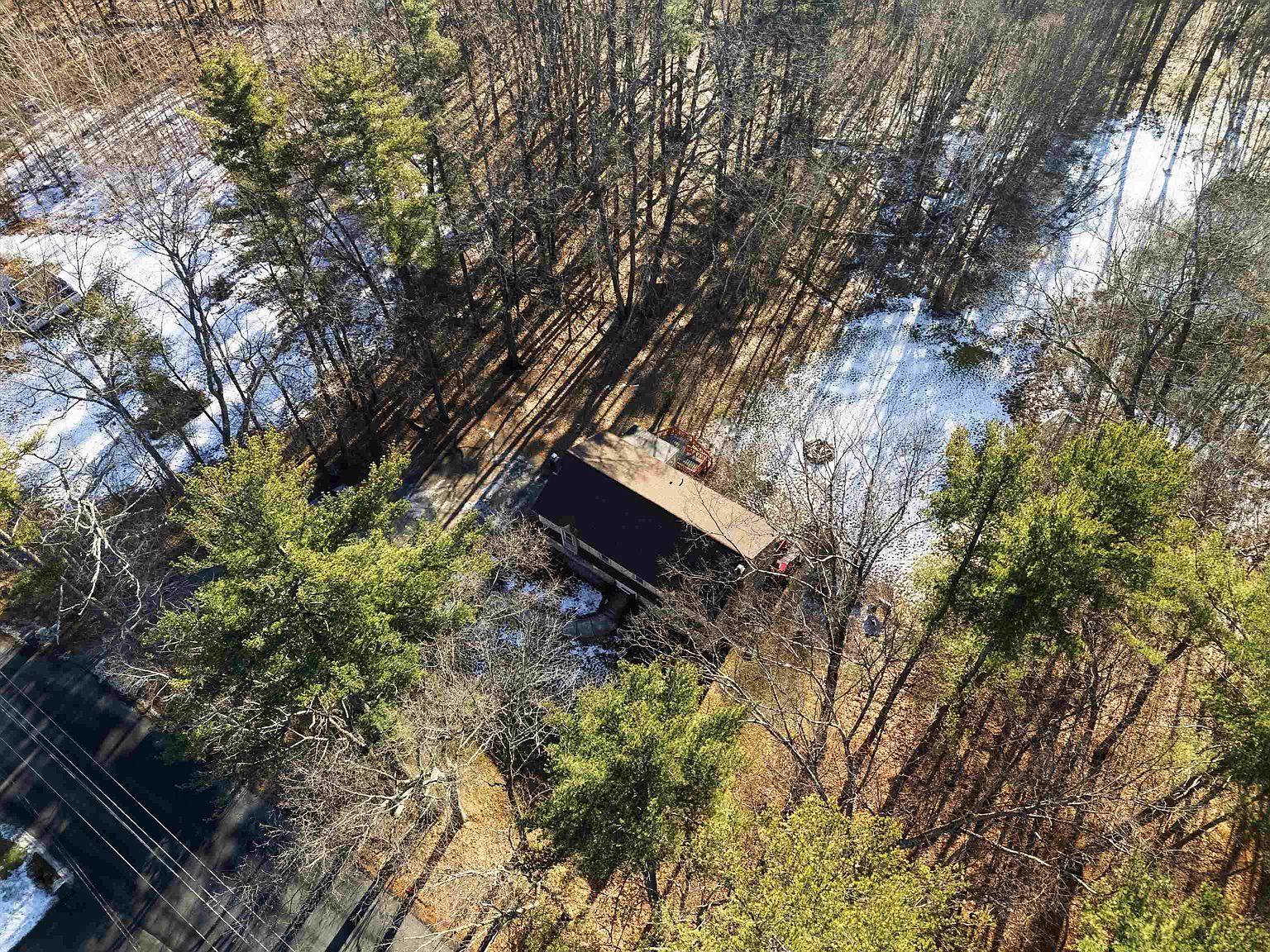 25L English Range Rd #B Derry, NH 03038 - Thumbnail 2