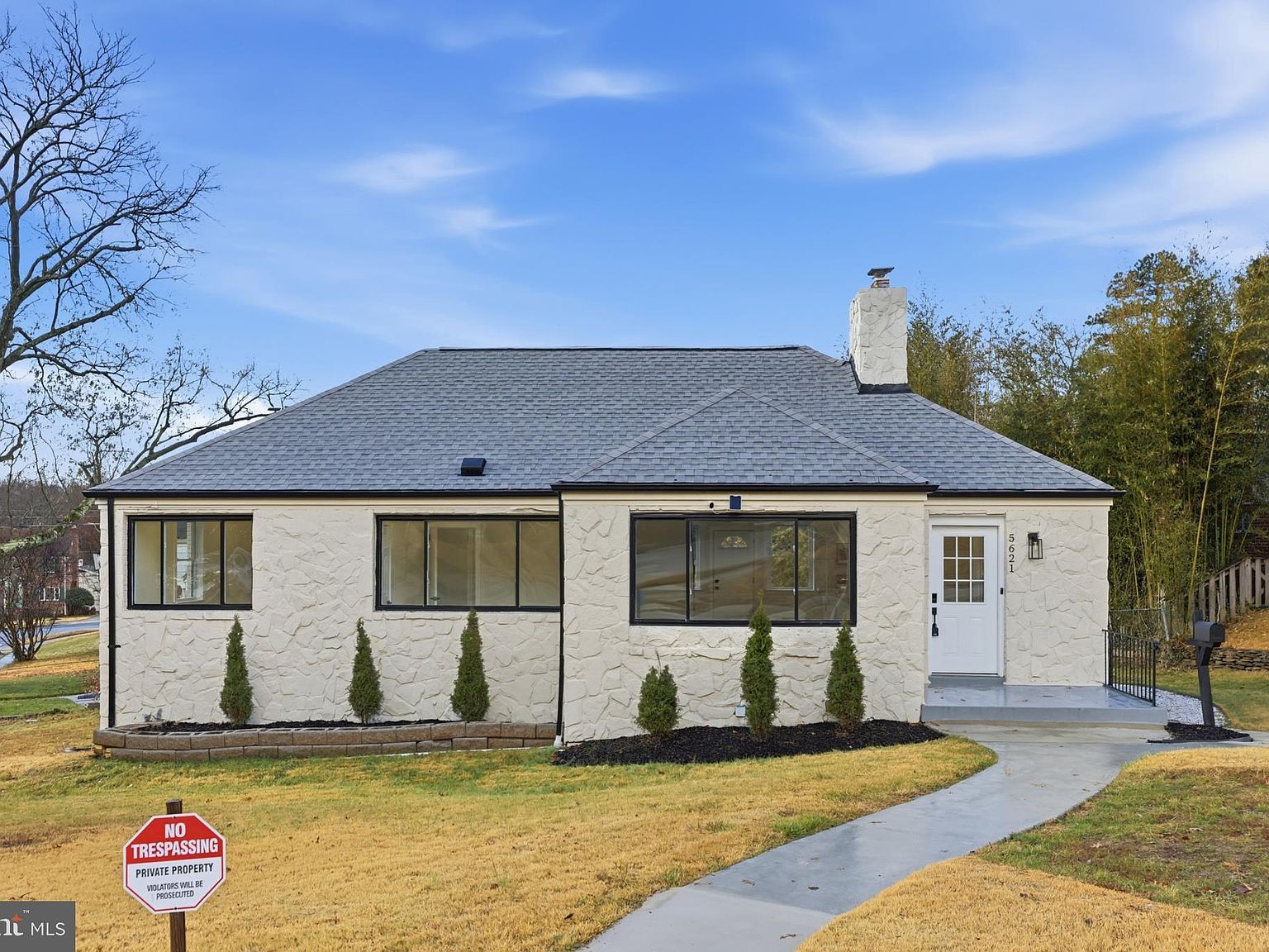 5621 Hawthorne St Landover, MD 20785 - Thumbnail 2