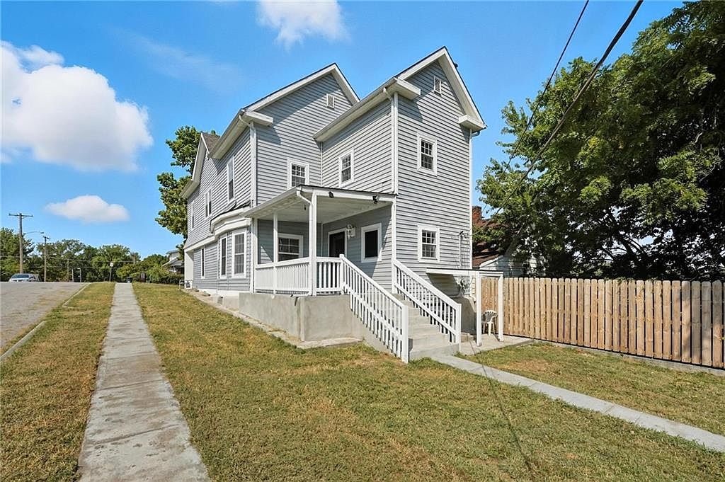 49 S Pyle St Kansas City, KS 66101 - Thumbnail 2