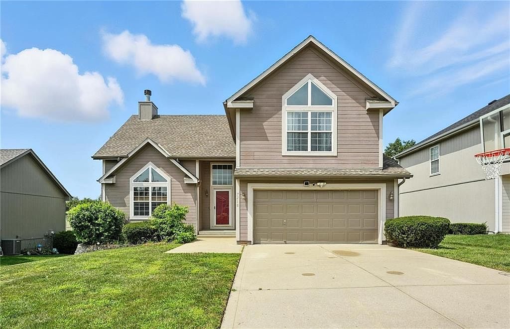 7218 N Lewis Ave Kansas City, MO 64158 - Thumbnail 2