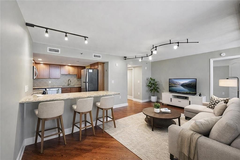 600 E Admiral Blvd Unit 1603 Kansas City, MO 64106 - Thumbnail 2