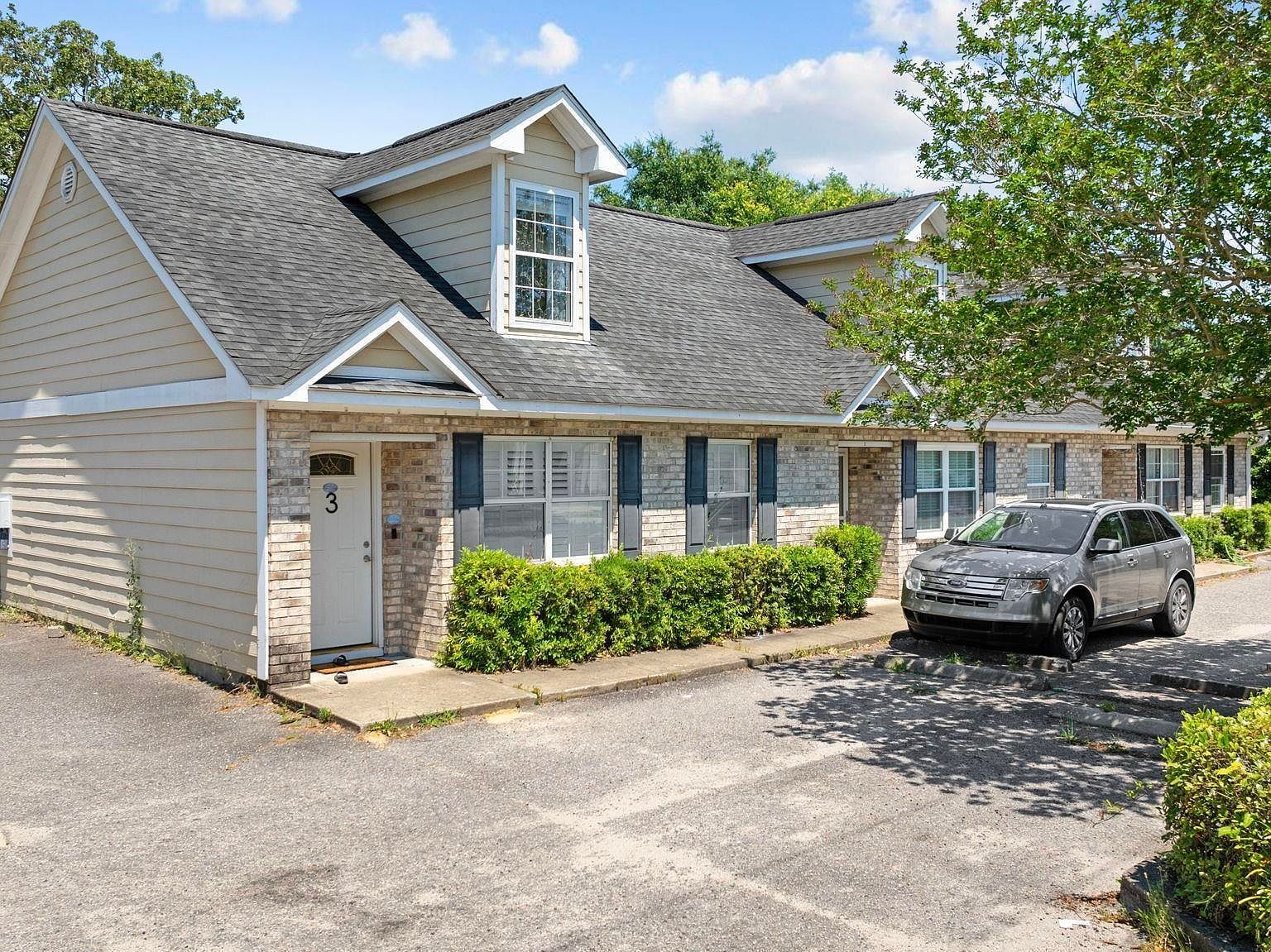 502 65th Ave N APT 2 Myrtle Beach, SC 29572 - Thumbnail 2