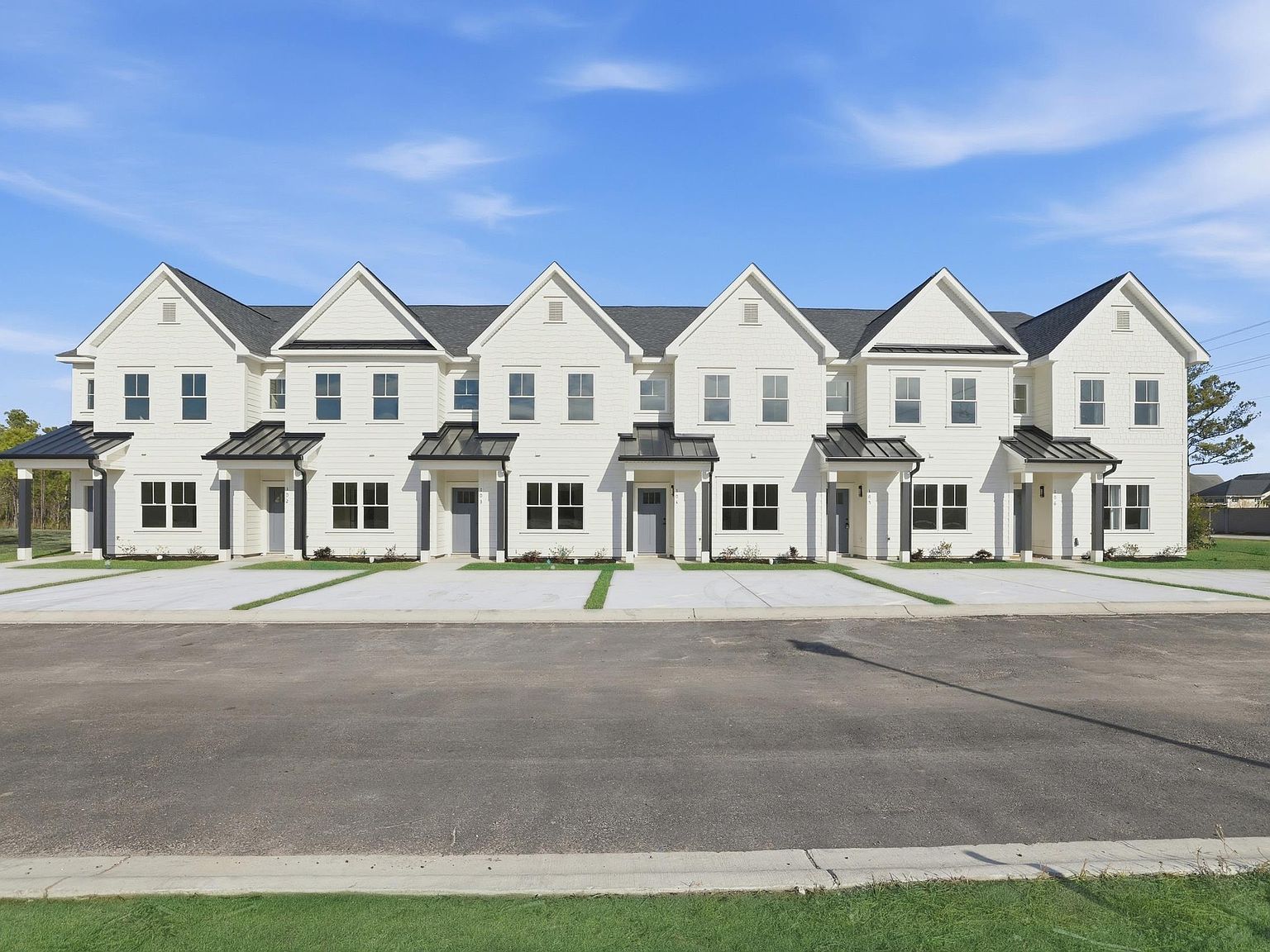 6876 Water Tower Rd #102 Longs, SC 29568 - Thumbnail 2