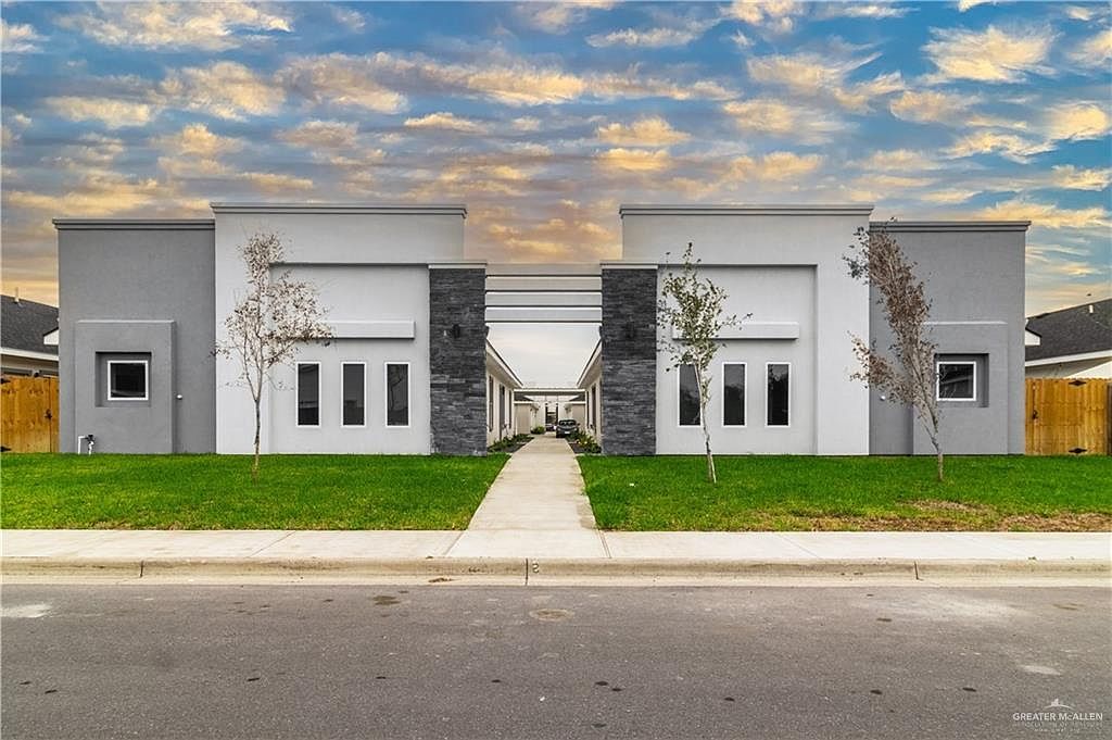 3406 Frio Ave McAllen, TX 78504 - Thumbnail 2