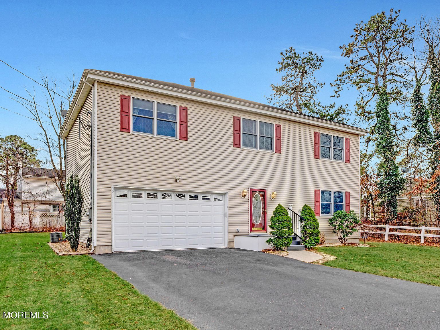 732 Wellington Ave Toms River, NJ 08757 - Thumbnail 2