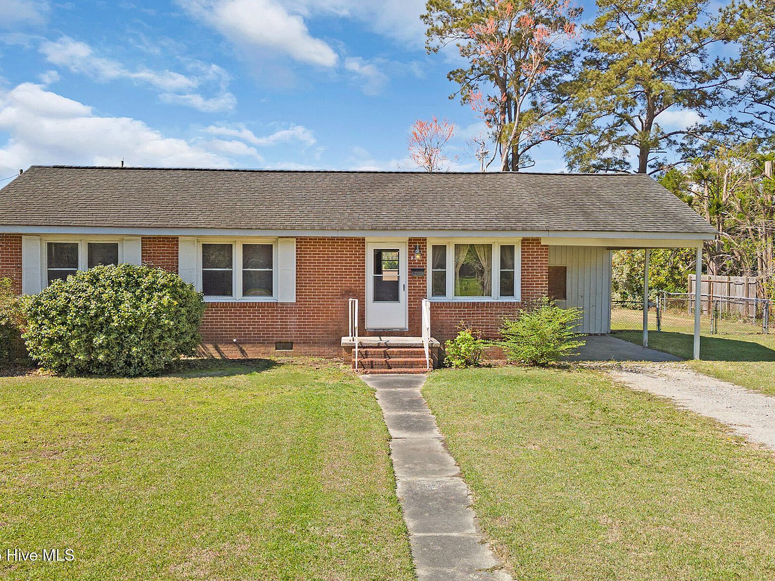 921 Greenfield Heights Blvd Havelock, NC 28532 - Thumbnail 2