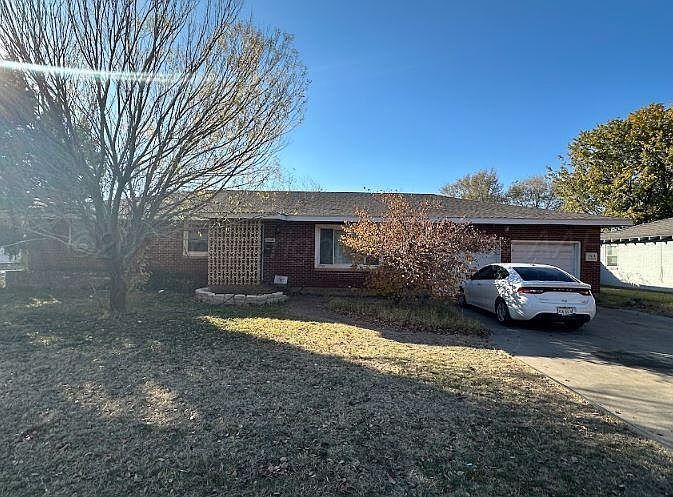 3414 S Austin St Amarillo, TX 79109 - Thumbnail 2