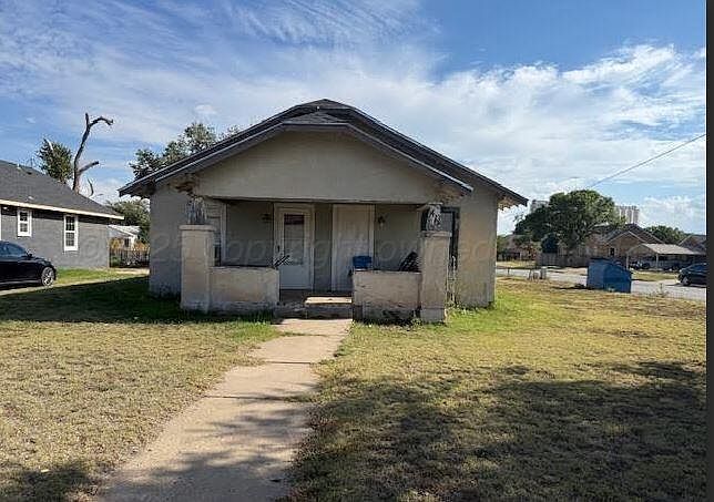 411 W 4th St Hereford, TX 79045 - Thumbnail 2