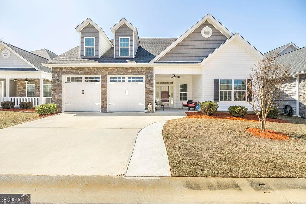 137 Shady Oak Dr Perry, GA 31069  | Single Family