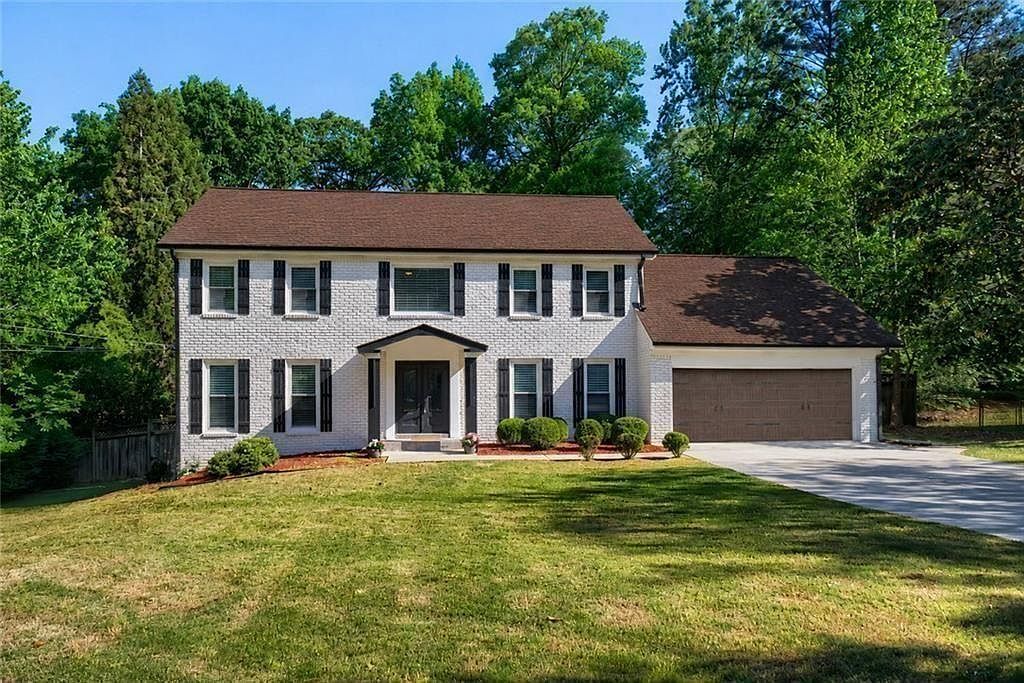 2368 Fenhurst Pl Dunwoody, GA 30338, 30338