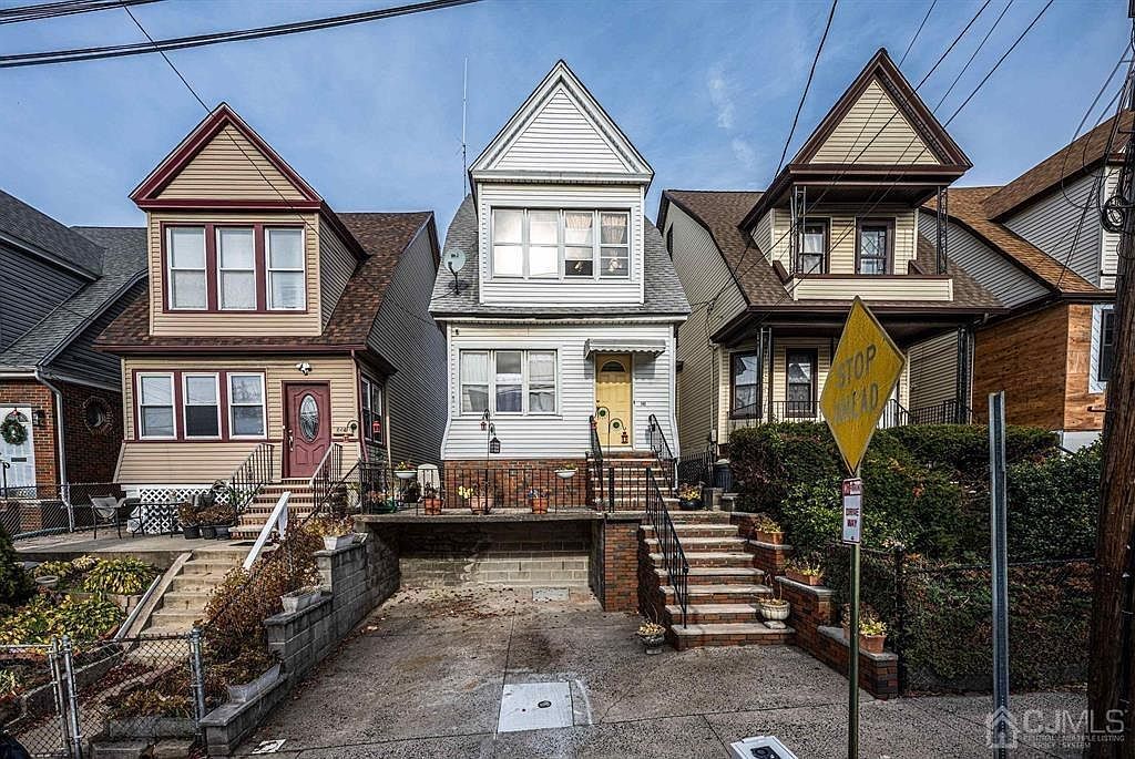 140 Beach St Jersey City, NJ 07307  | Multi Family