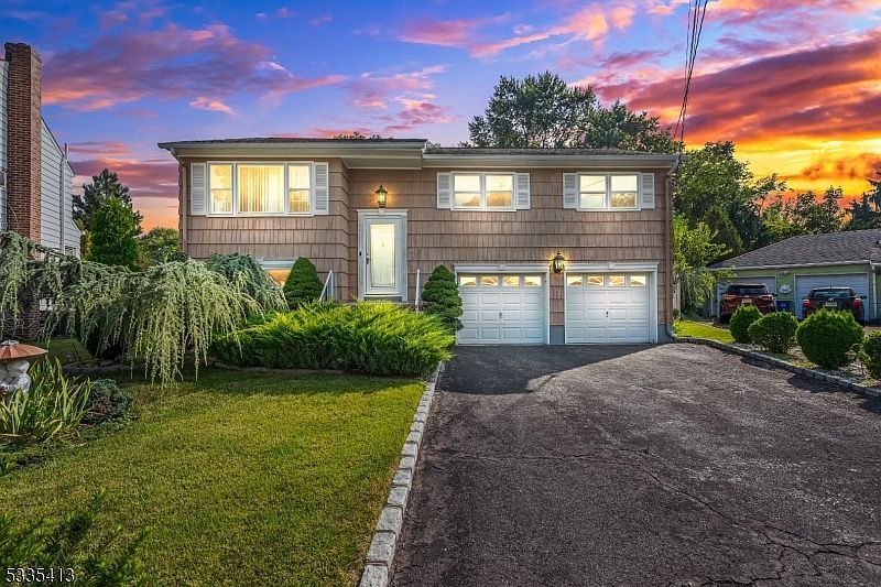 2636 Frederick Ter Union, NJ 07083 - Thumbnail 2