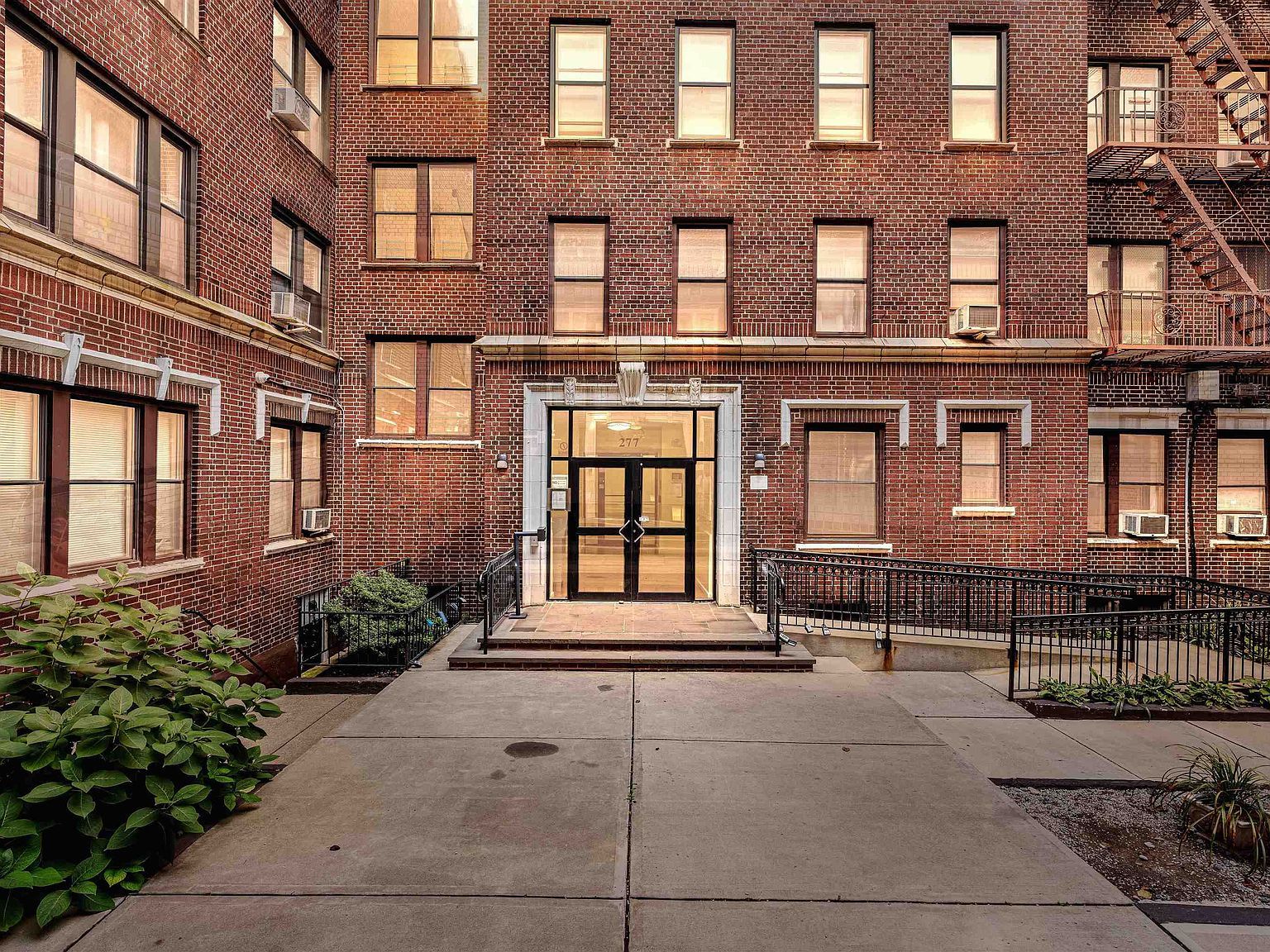 277 Harrison Ave APT B5 Jersey City, NJ 07304 - Thumbnail 2