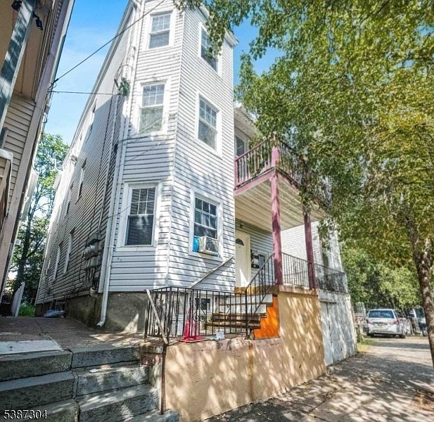 13 Garrison St Paterson, NJ 07522 - Thumbnail 2