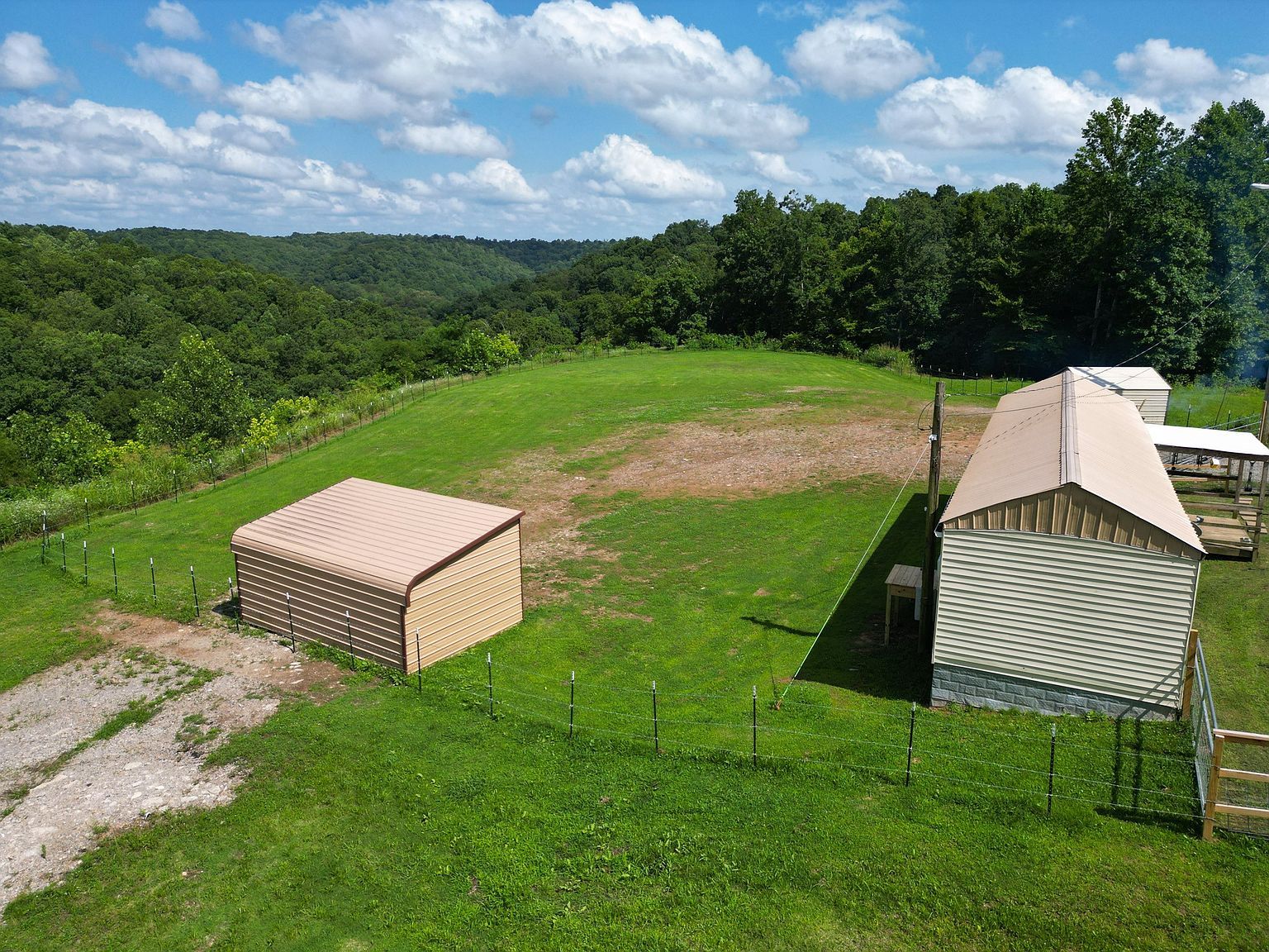 1013 Valencia Ct Ashland City, TN 37015 - Thumbnail 2