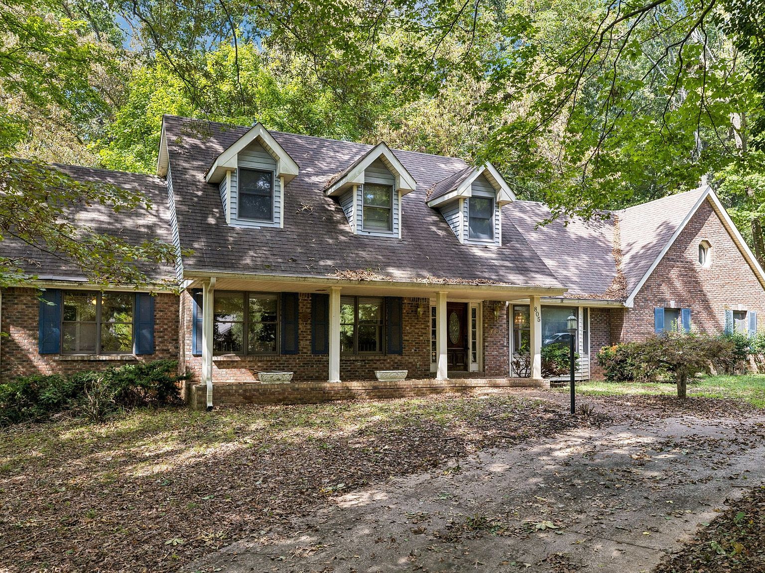 805 Shady Bluff Trl Clarksville, TN 37043 - Thumbnail 2