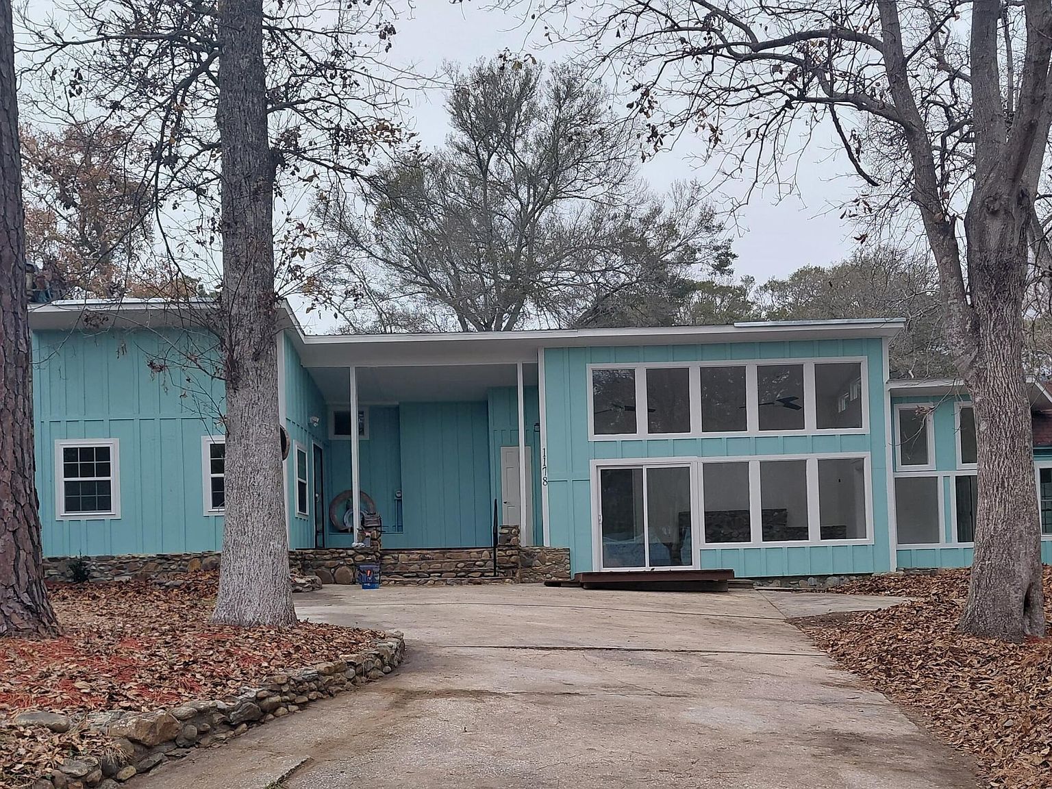 1178 Cyprus St SW Supply, NC 28462 - Thumbnail 2