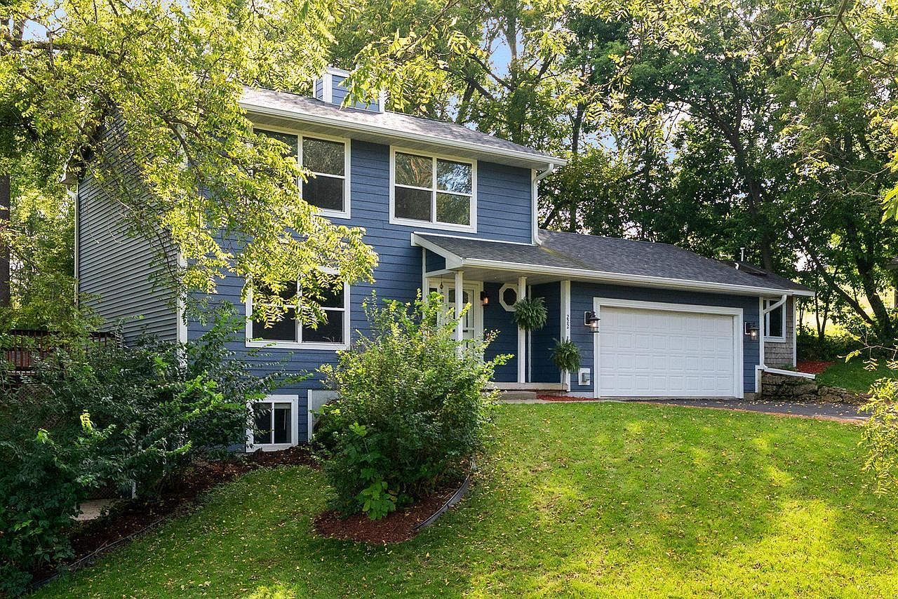 222 Grove St Ridgeway, WI 53582 - Thumbnail 2