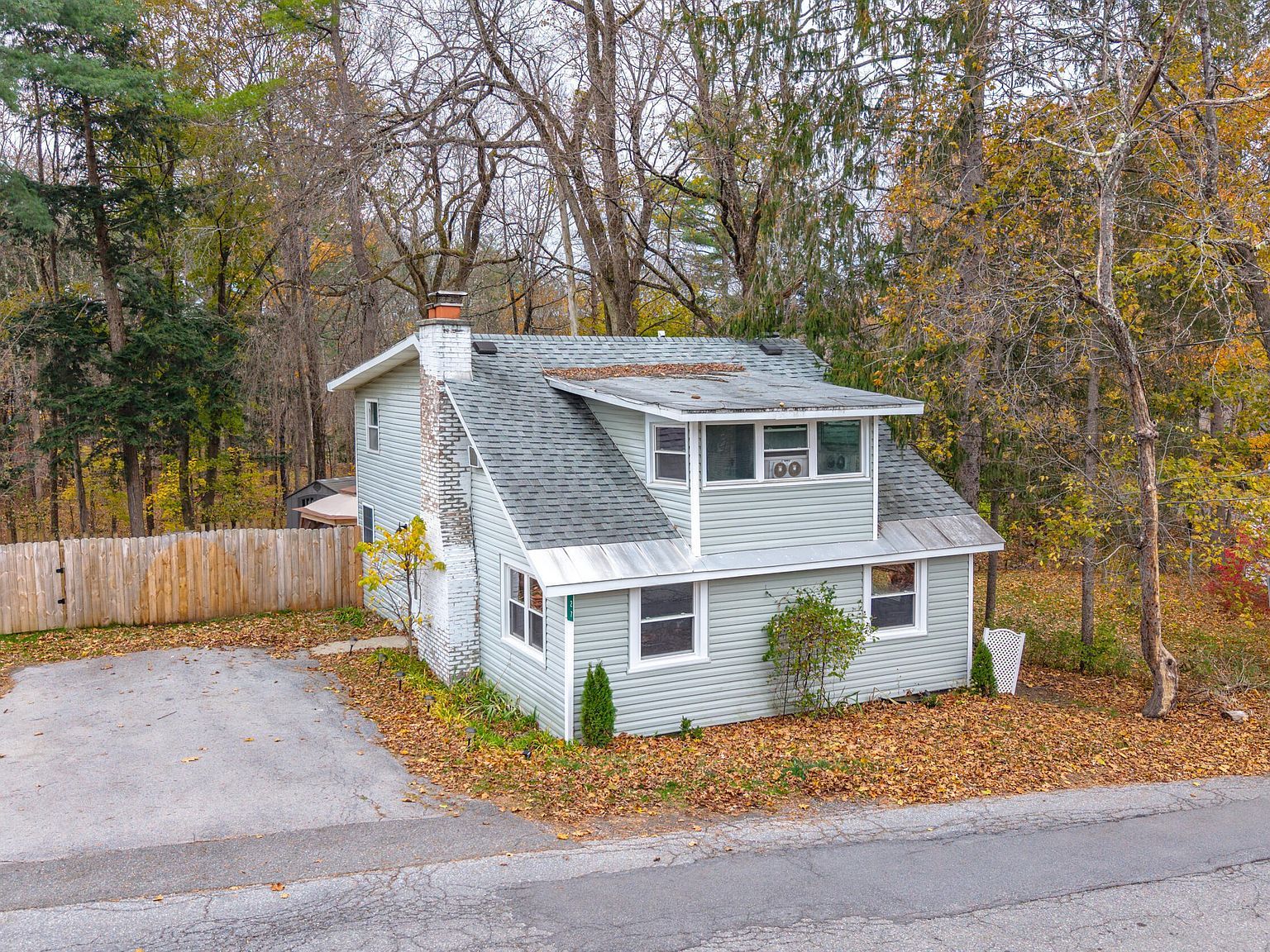 27 Eastside Dr Ballston Lake, NY 12019 - Thumbnail 2