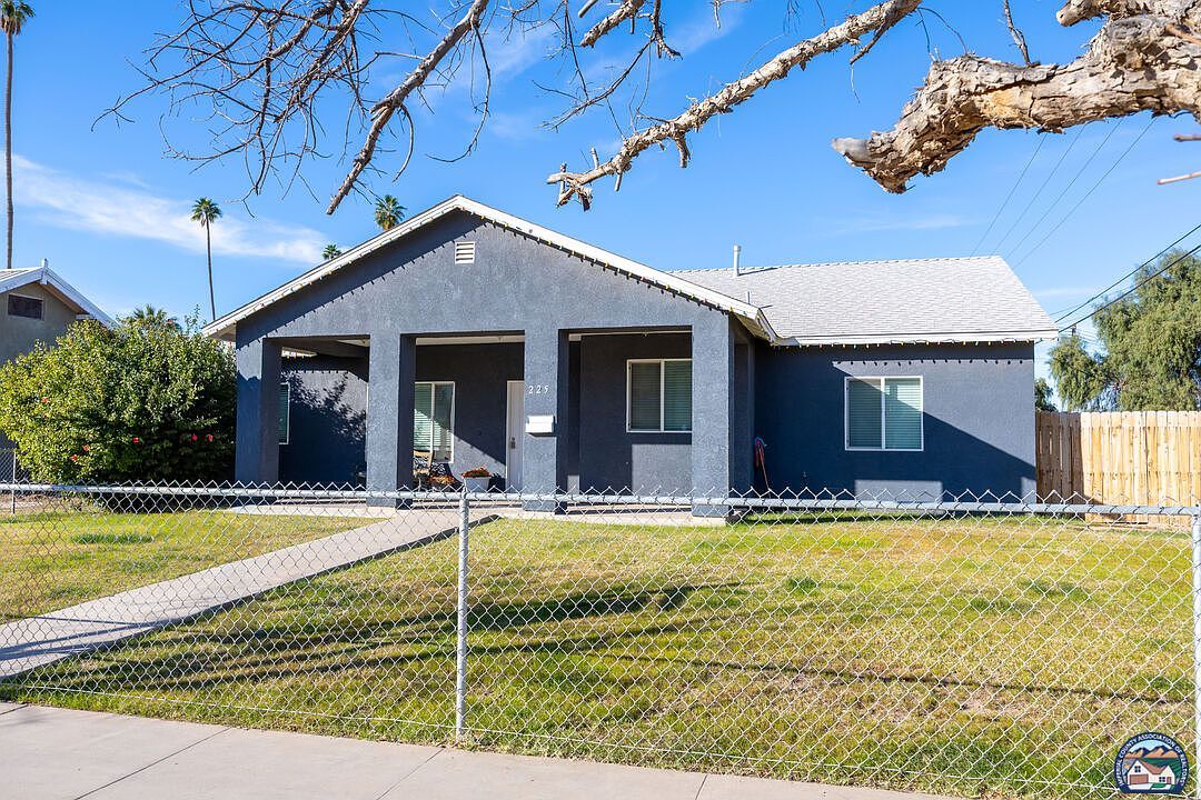 225 W 7th St Holtville, CA 92250 - Thumbnail 2