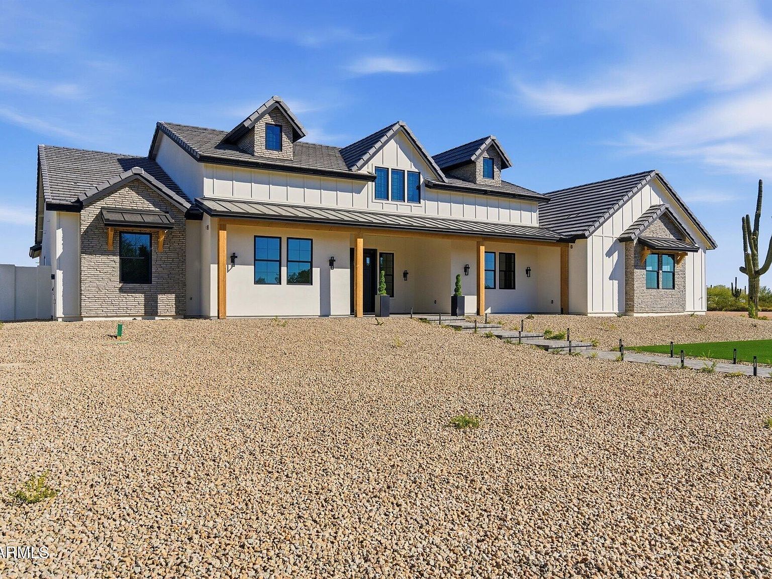 8042 E Palm Ln Mesa, AZ 85207 - Thumbnail 2