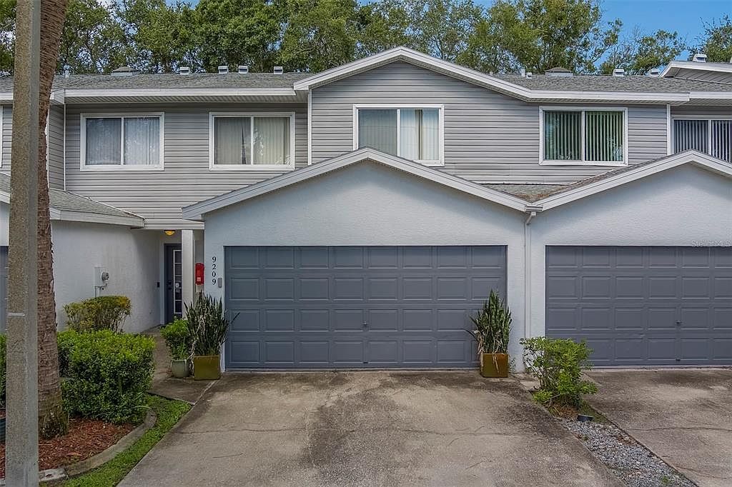 9209 Jakes Path Largo, FL 33771 - Thumbnail 2