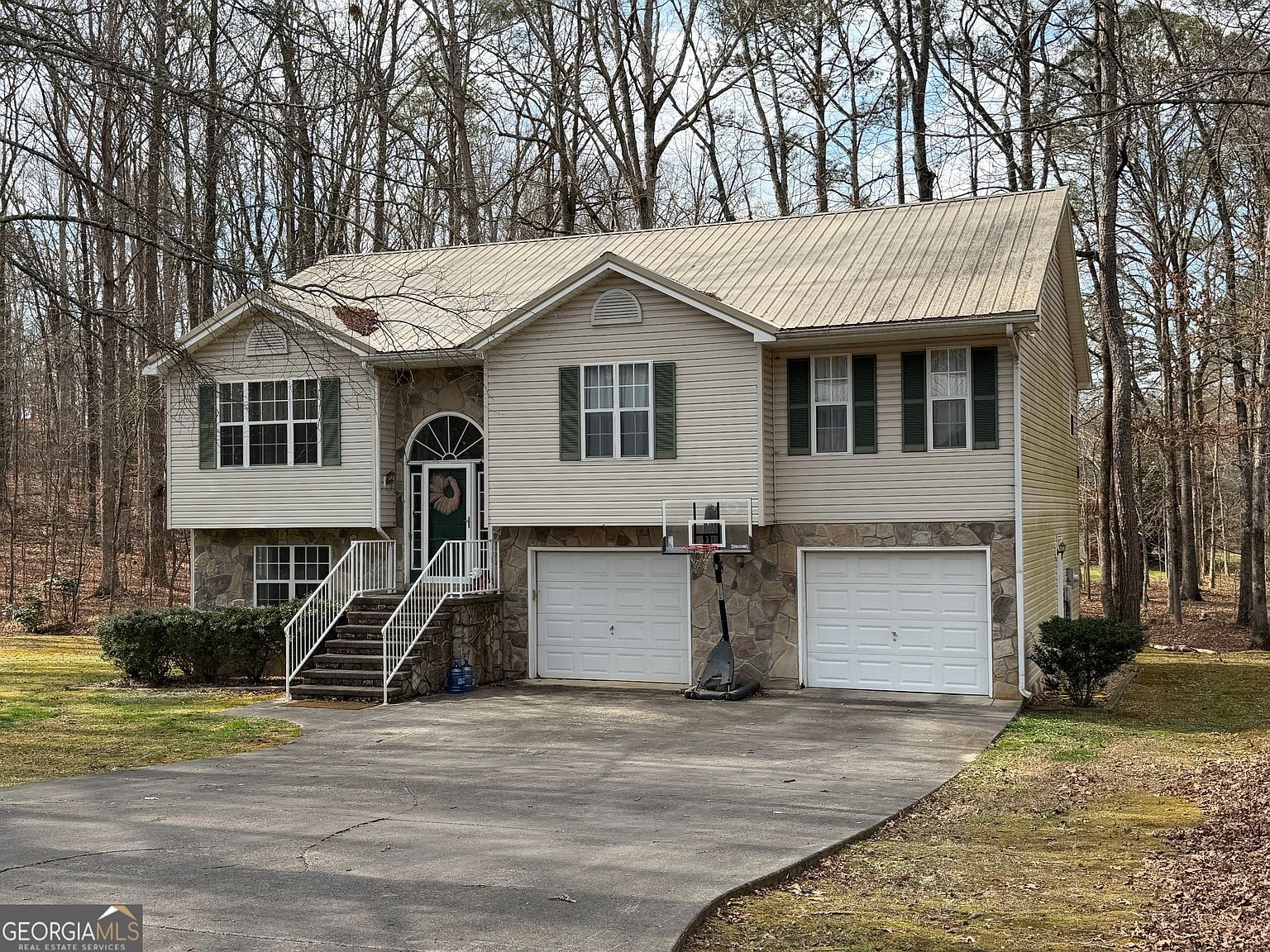 607 W Cook Dr Chatsworth, GA 30705  | Single Family