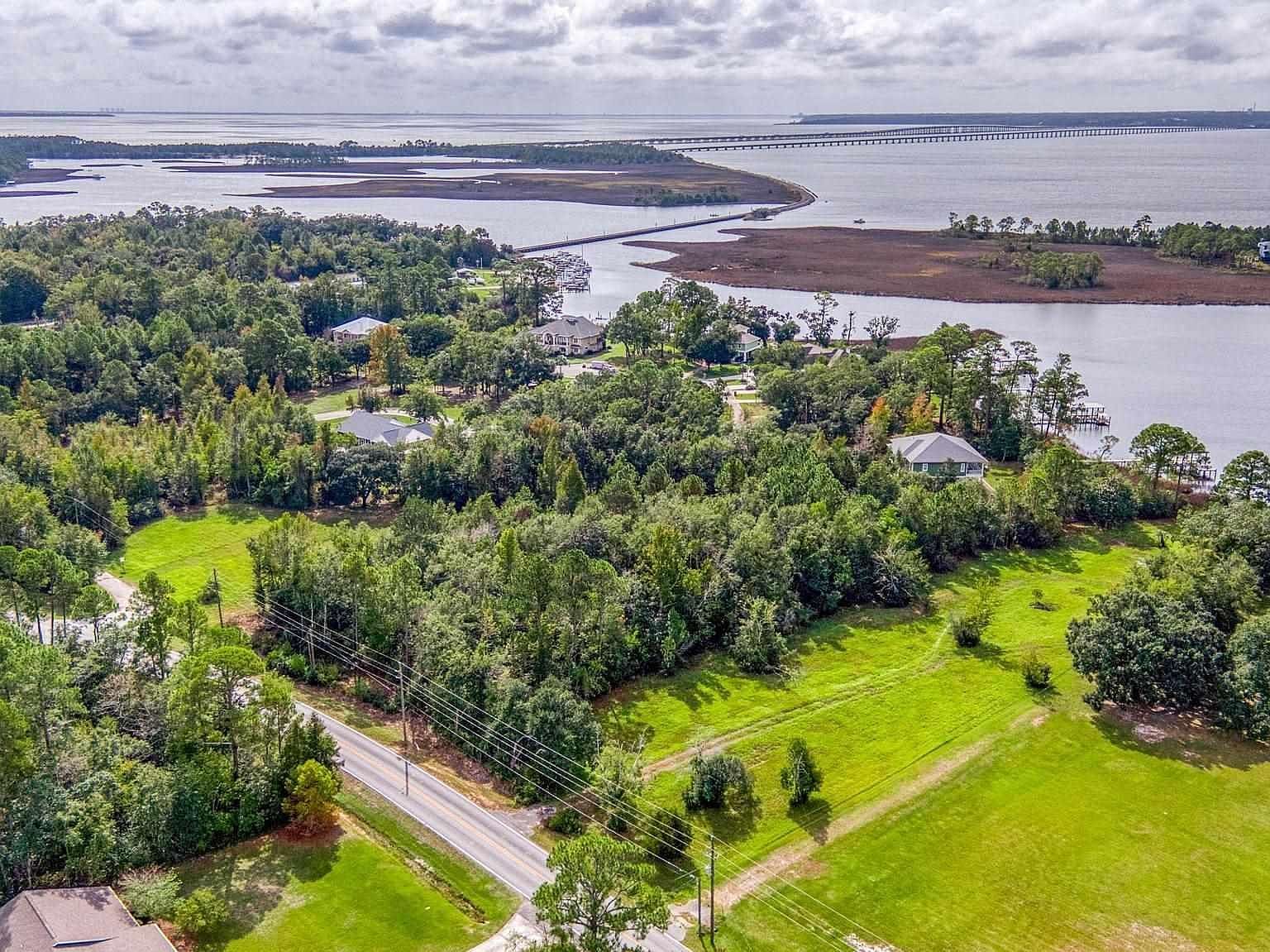 4651 Mulat Rd Milton, FL 32583 - Thumbnail 2