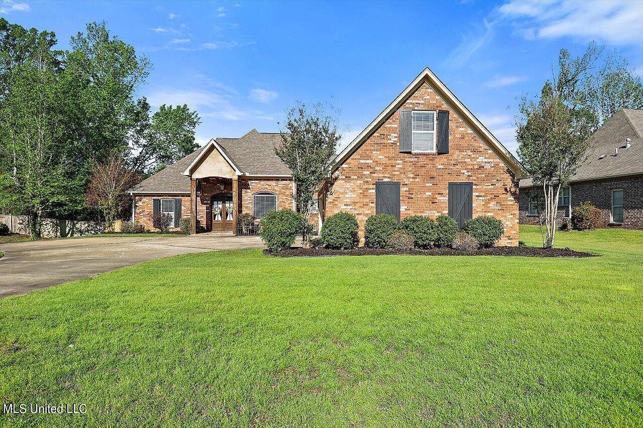 123 Hampton Hills Blvd Canton, MS 39046  | Single Family