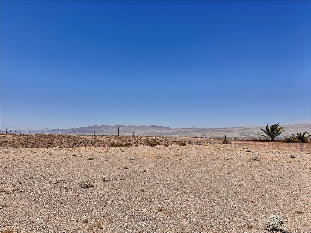 2870 Cresthill Dr Bullhead City, AZ 86442 - Thumbnail 2