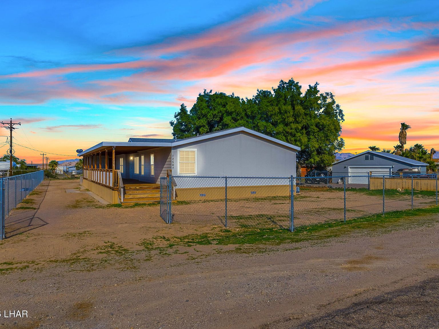 12587 S El Mirage Dr Topock, AZ 86436 - Thumbnail 2