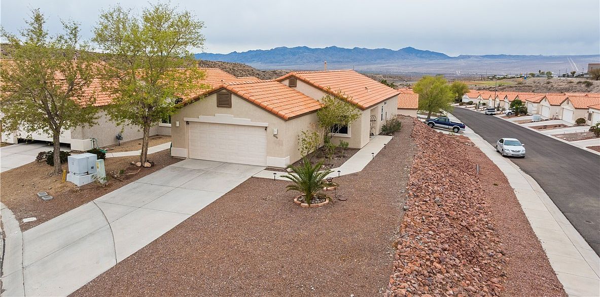 2436 Topanga Dr Bullhead City, AZ 86442 - Thumbnail 2