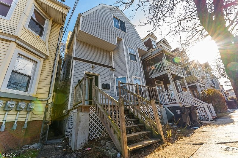 152 S 10th St Newark, NJ 07107 - Thumbnail 2