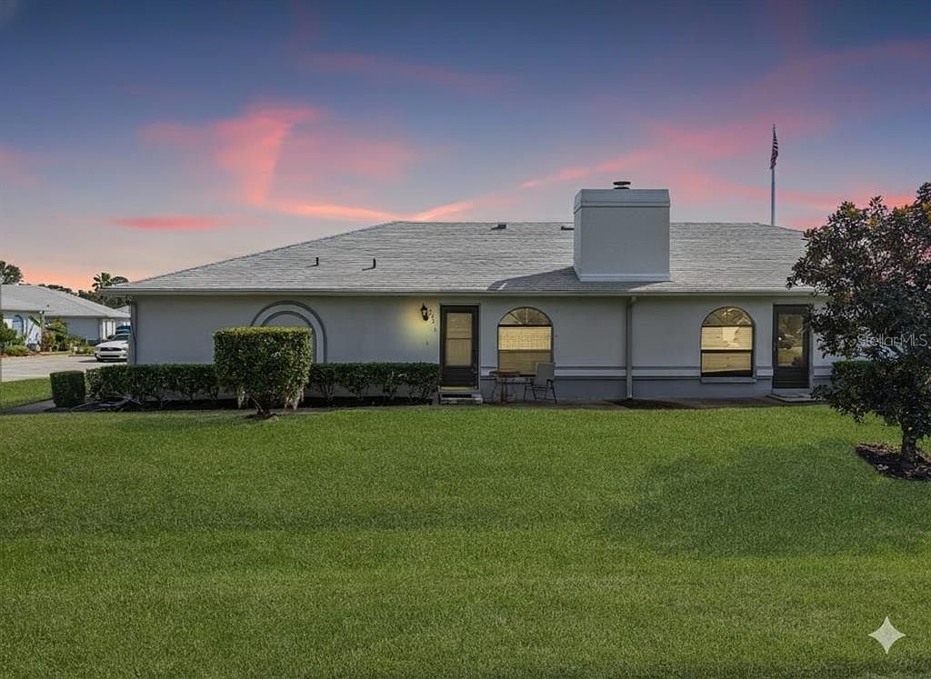 23215 Club Villas Dr Land O Lakes, FL 34639 - Thumbnail 2