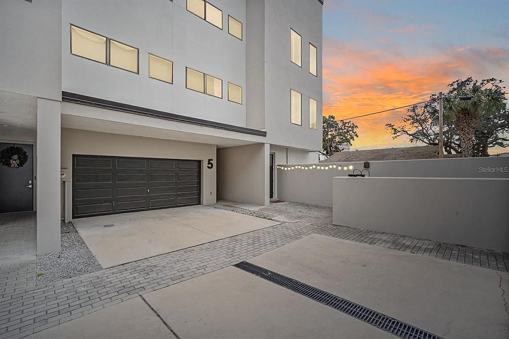 1910 W North A St #6 Tampa, FL 33606 - Thumbnail 2