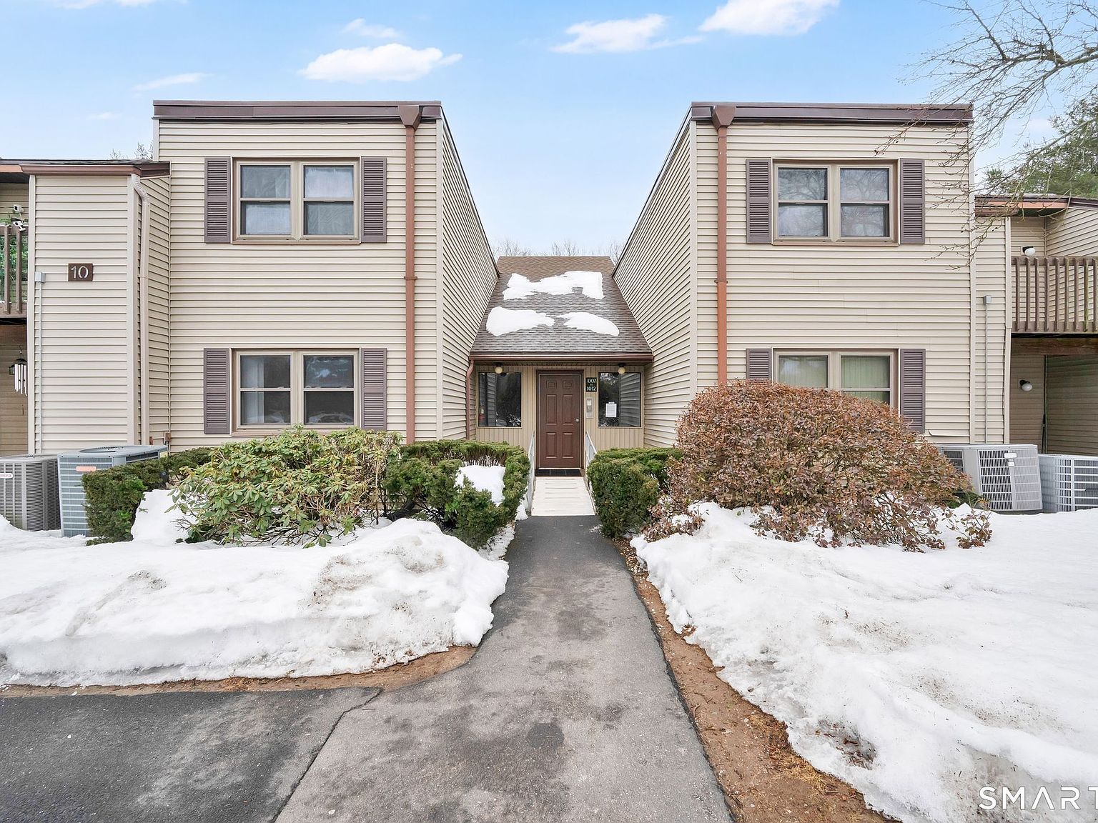1011 Twin Circle Dr #1011 South Windsor, CT 06074  | Condominium
