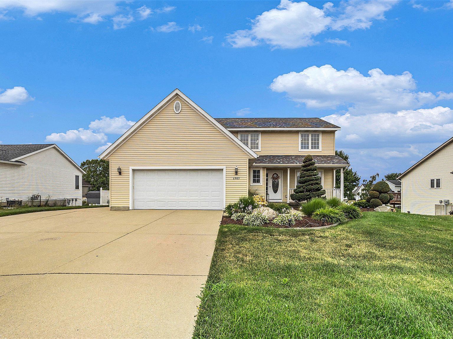 6903 Hartman Dr SE Caledonia, MI 49316 - Thumbnail 2