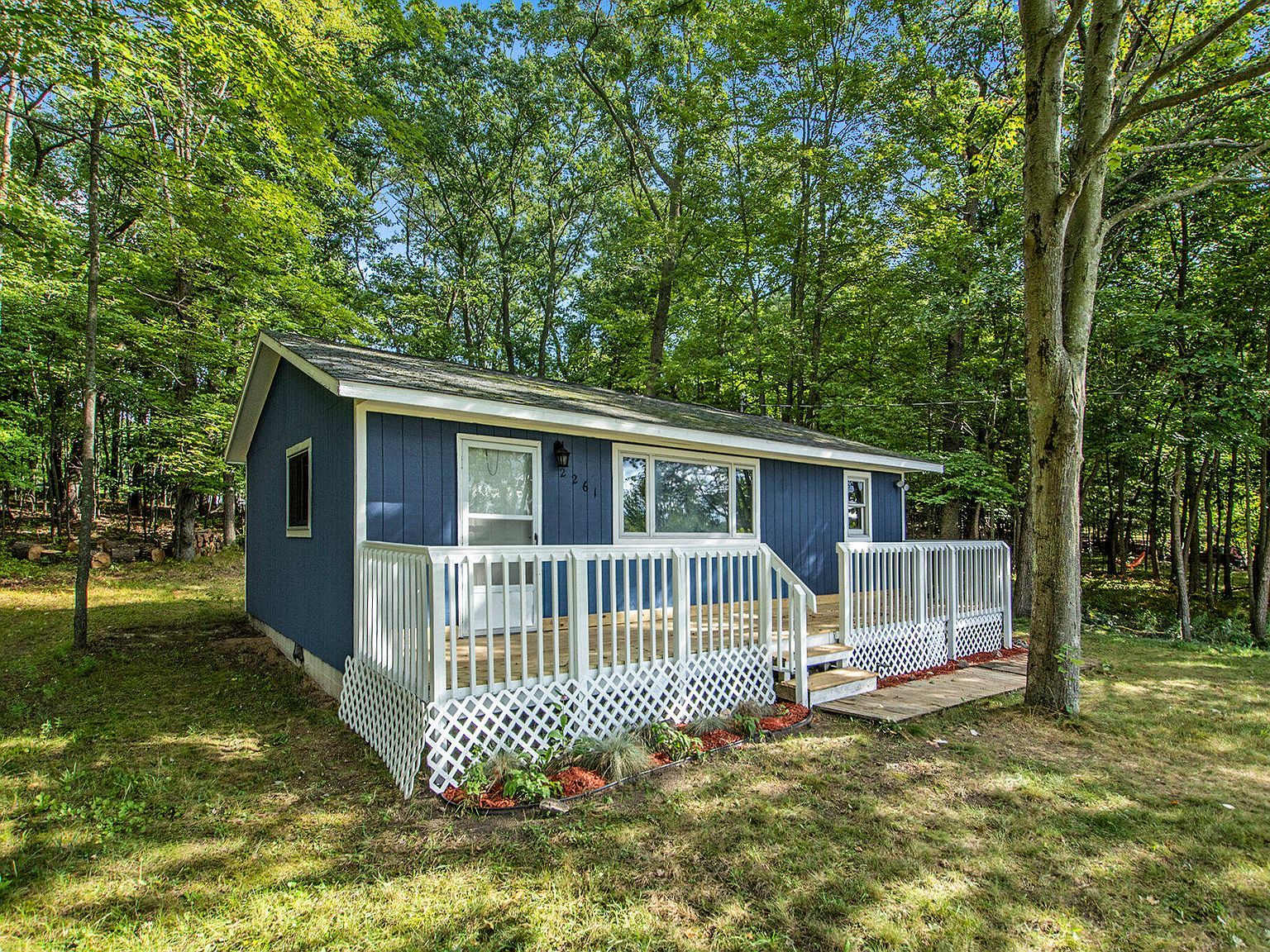 2261 N Tallman Lake Rd Fountain, MI 49410 - Thumbnail 2