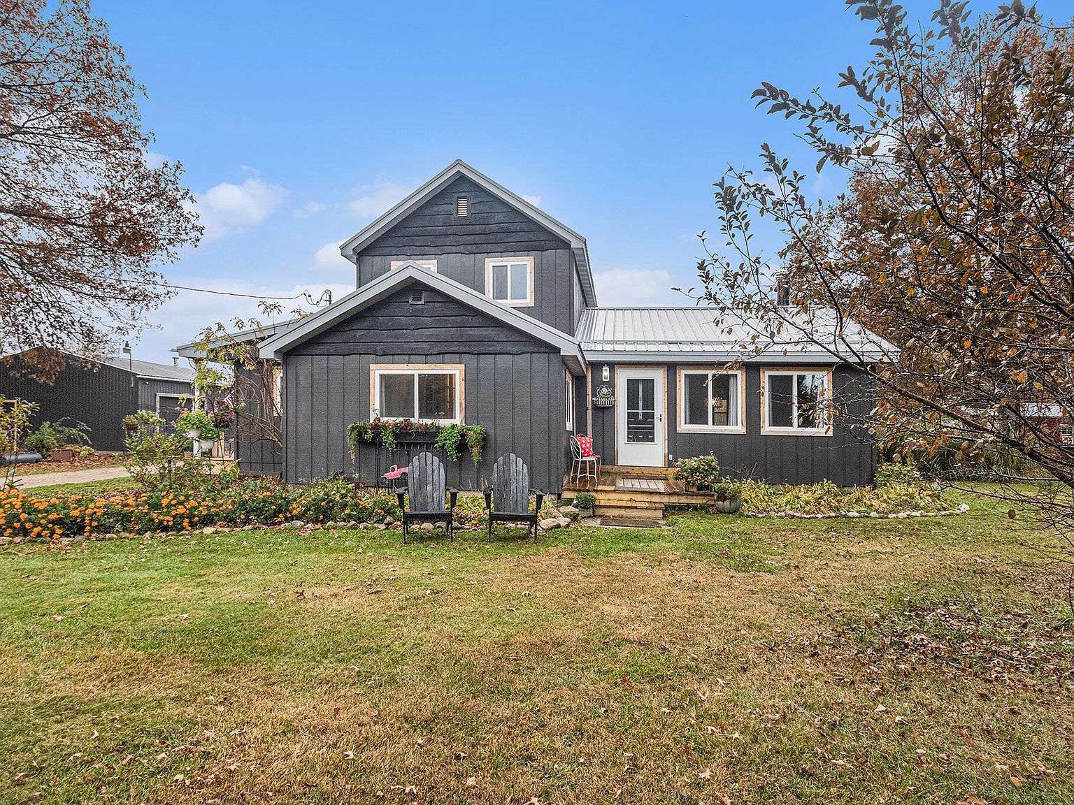 46961 8th Ave Bloomingdale, MI 49026 - Thumbnail 2