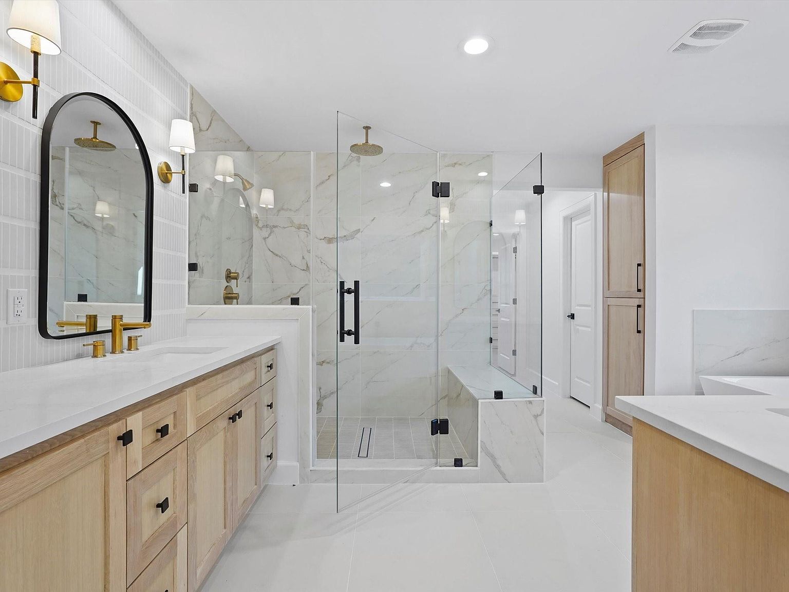 10519 Brinwood Dr Houston, TX 77043 - Thumbnail 2