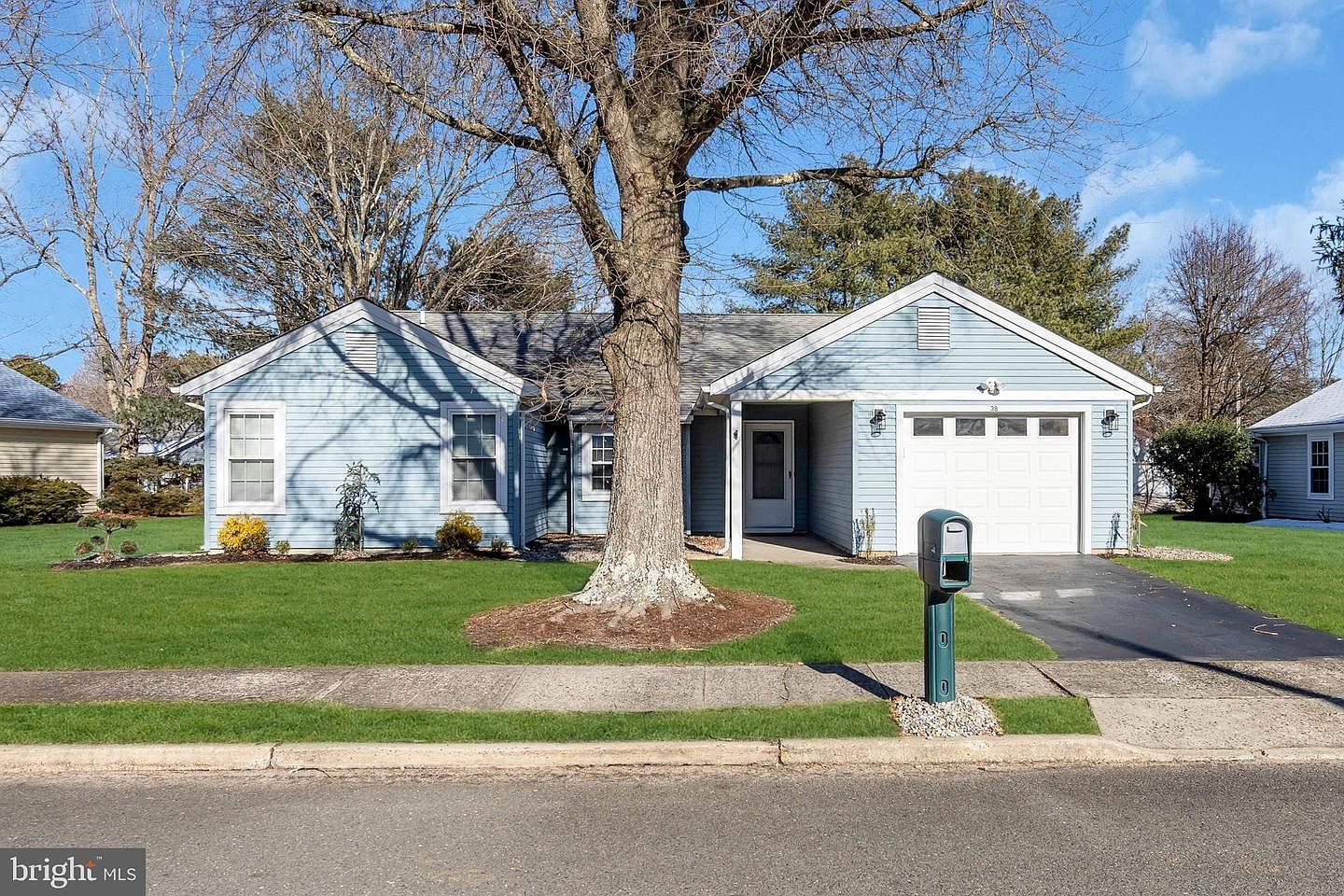 38 Sheffield Dr Forked River, NJ 08731 - Thumbnail 2