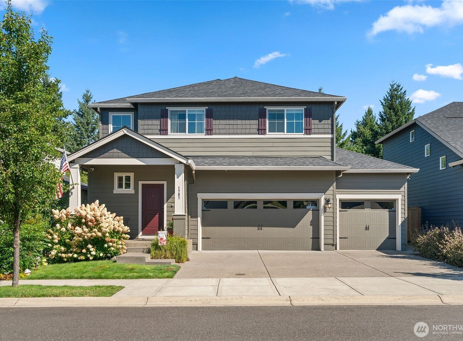 1707 NE 37th Ave Camas, WA 98607 - Thumbnail 2