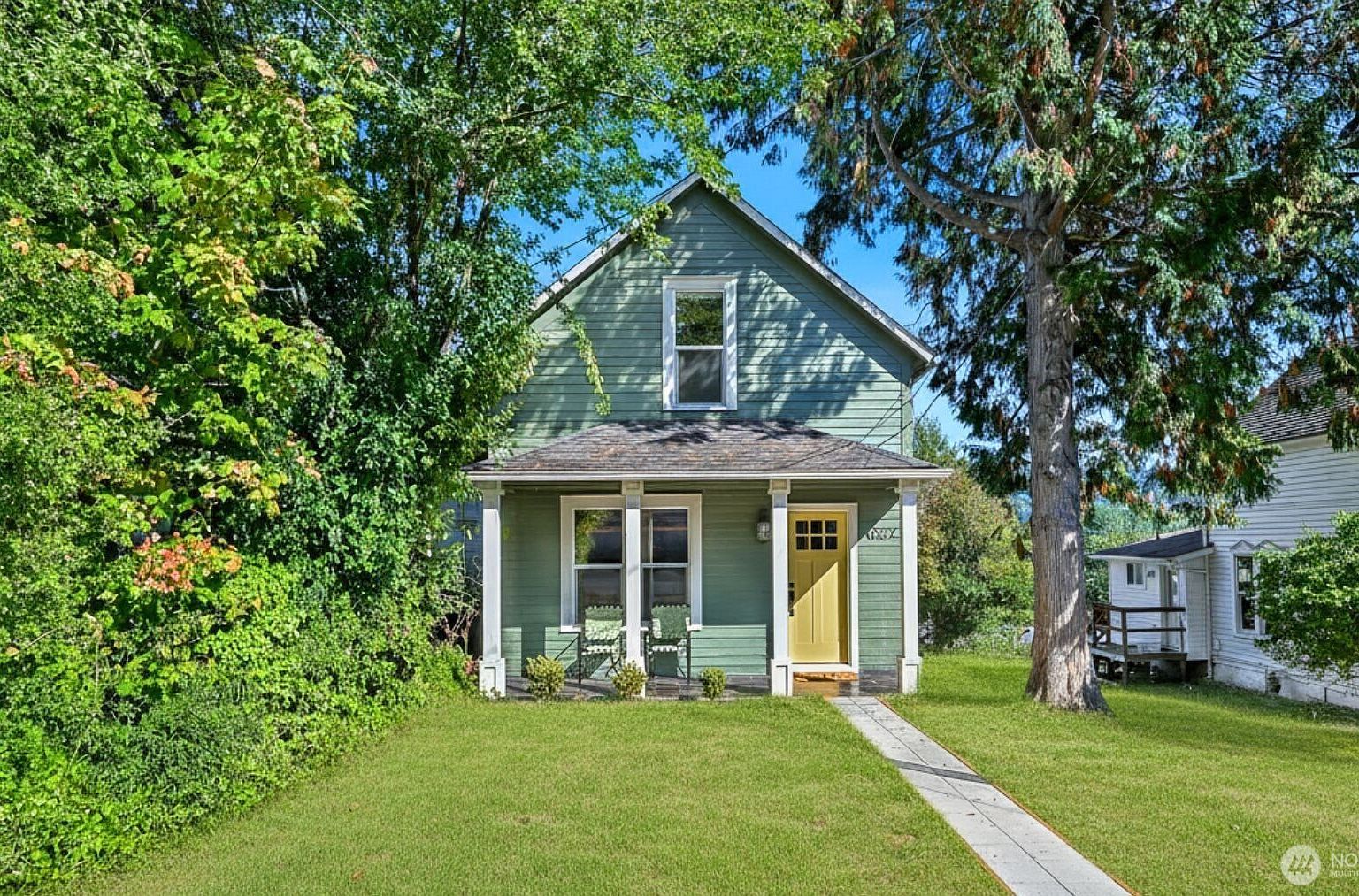 1027 21st St Bellingham, WA 98225 - Thumbnail 2